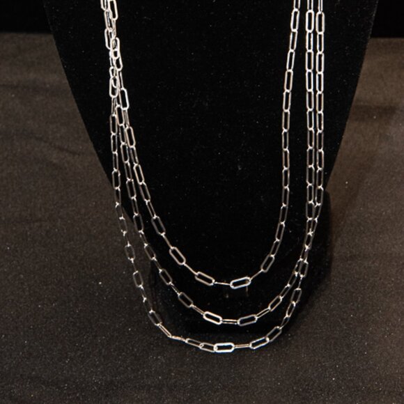 Set of 3.950 Silver Paper Clip Necklaces 20